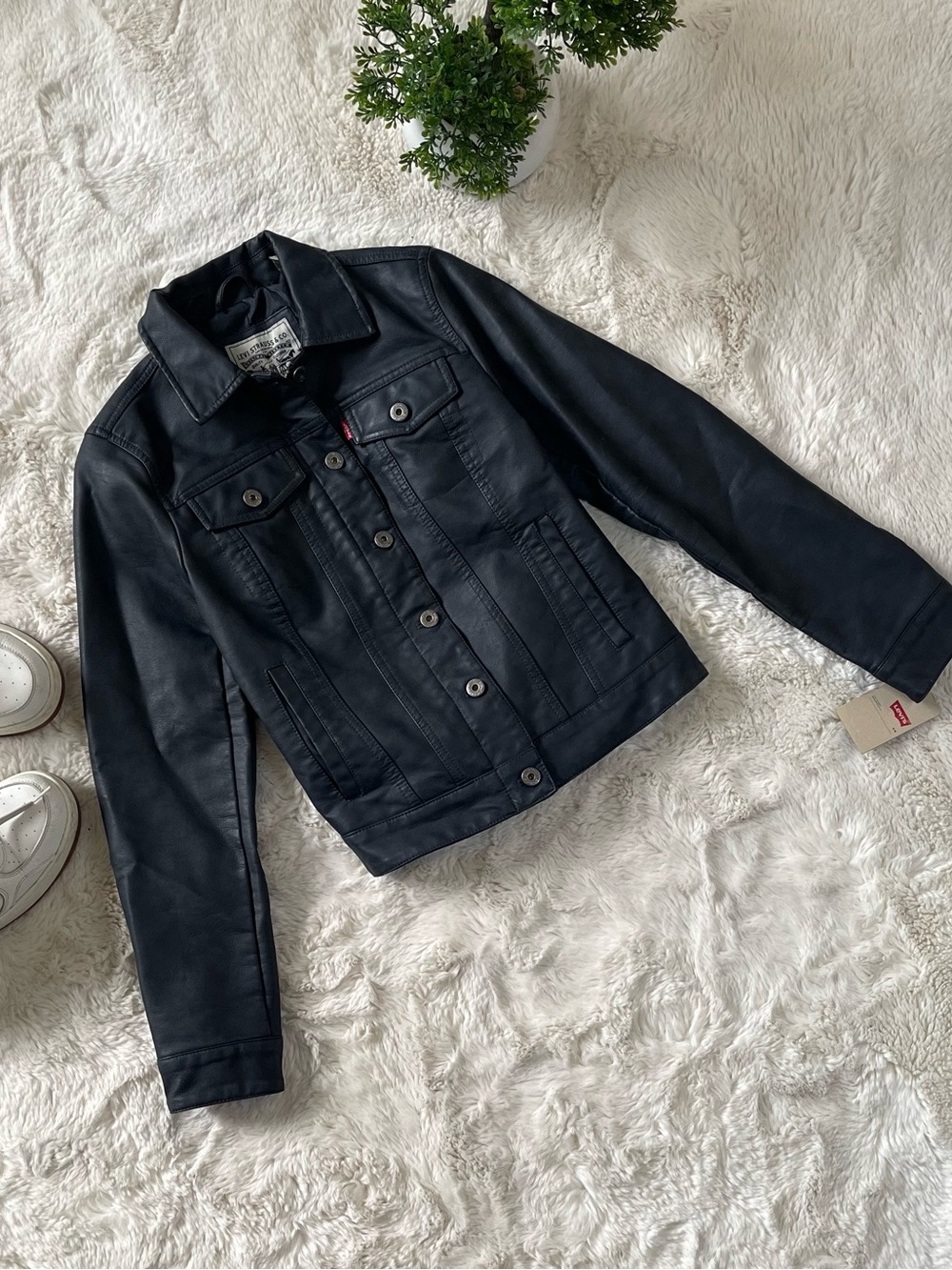 NWT Levi's Faux Leather Trucker Jacket XS